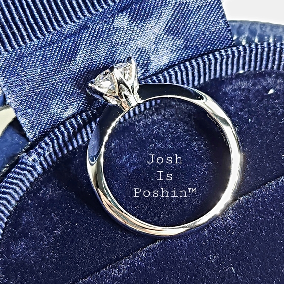 1CT. Moissanite solitaire engagement ring in sterling silver - Picture 9 of 17